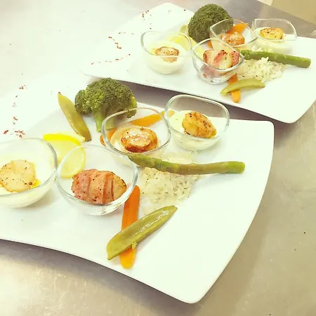 Logis Restaurant Le Vedaquais Hotel 3*