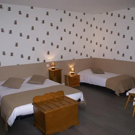 מלון Logis Restaurant Le Vedaquais Vaas