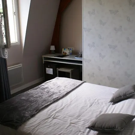 Logis Restaurant Le Vedaquais 3*