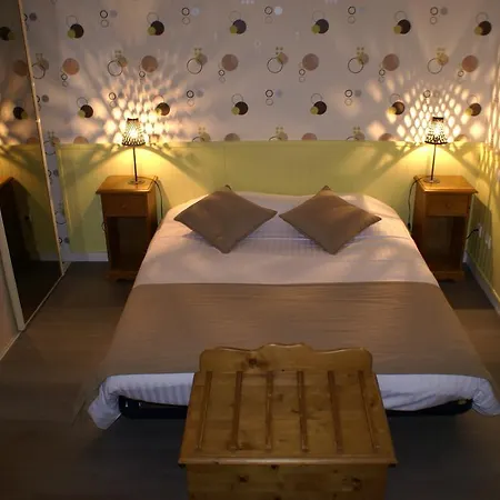 Hotel Logis Restaurant Le Vedaquais 3*