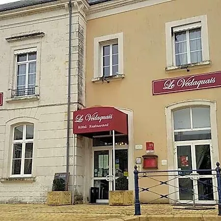 Logis Restaurant Le Vedaquais ホテル
