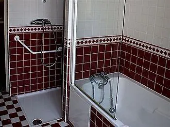 Logis Restaurant Le Vedaquais Отель Vaas