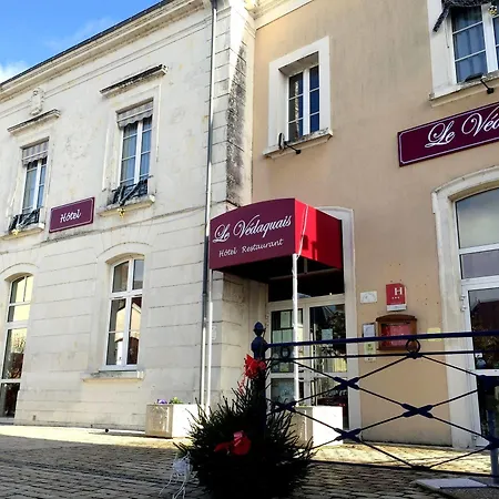 Logis Restaurant Le Vedaquais Vaas